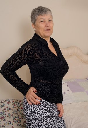 Mature NL are excited to present you with a xxx photo gallery showcasing young girl xxx gallery 205049